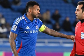 包含亚冠加时末段再迎强敌；AC米兰迎来里程碑；主帅态度：管理层满意；医务组通报恢复的词条