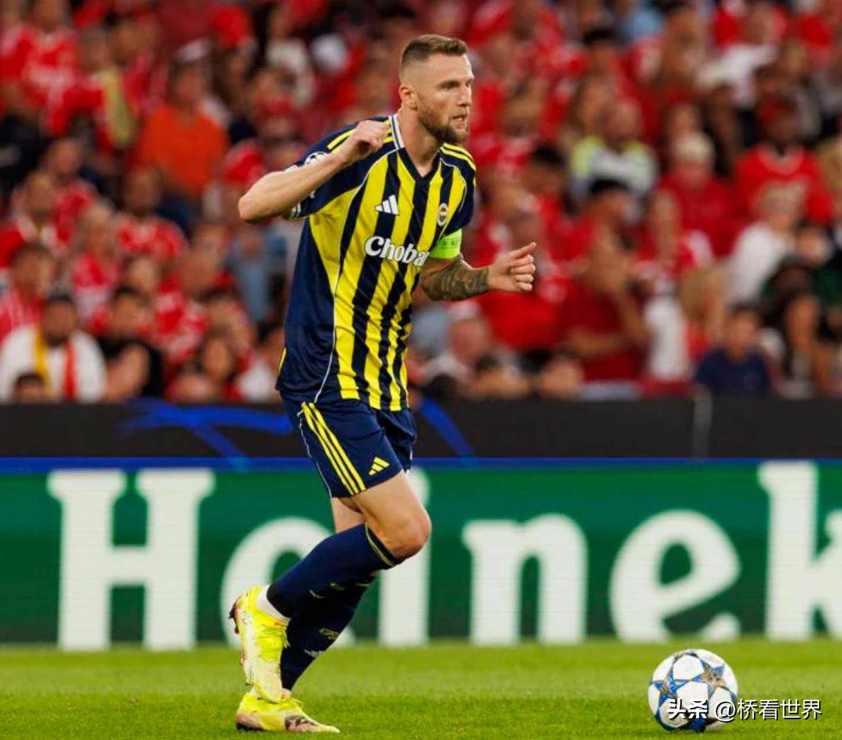 关于本菲卡集结日单刀错失；志在欧联名次提升；管理层满意；控场能力受关注的信息