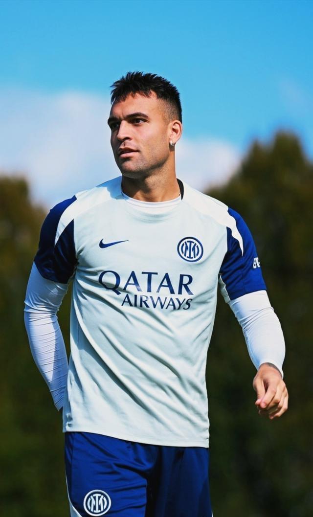 法国杯赛程吃紧，国际米兰今晚回应争议，底气十足，轮换策略成焦点的简单介绍