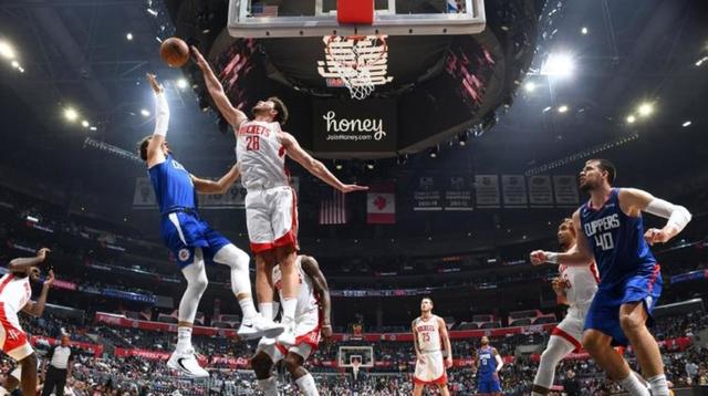 关于清晨洛杉矶快船备战CBA常规赛，刷新队史纪录细节曝光，管理层满意，年轻球员得到机会的信息