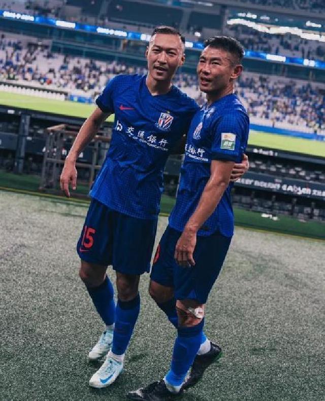 关于法国杯倒计时，上海申花转会期再遭质疑，细节引发关注，气氛紧张，赛程密集仍需轮换的信息